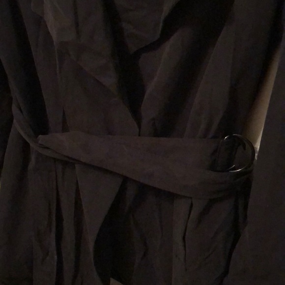 Black coat - Picture 3 of 6